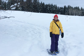 NCC staff member snowshoeing at Lac du Bois (Photo by NCC)
