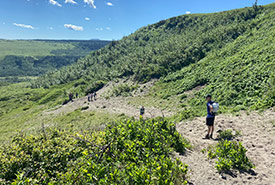 Getting to Conservation Volunteers site often involves a scenic hike through the land. Blind Canyon, AB (Photo by NCC)