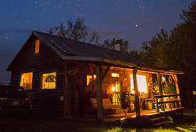 Cabin on Wylie Road (event starting point) (Photo by Cameron Curran Photography)