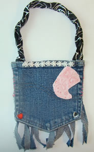 Pocket purse (Photo by Lily Hull)
