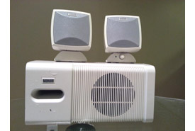 Pre-loved stereo set (Photo by NCC)