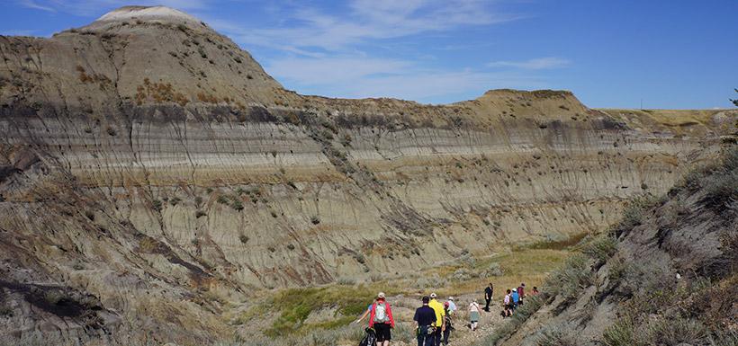 Property hike for Bullfrog event at Horseshoe Canyon, AB (Photo by NCC)