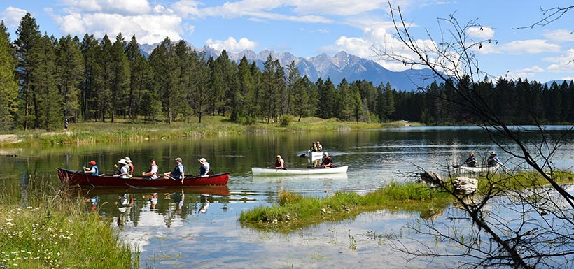 Canoeing at of the Canadian Rockies event at the SRL-K2 Ranch (Photo by NCC)